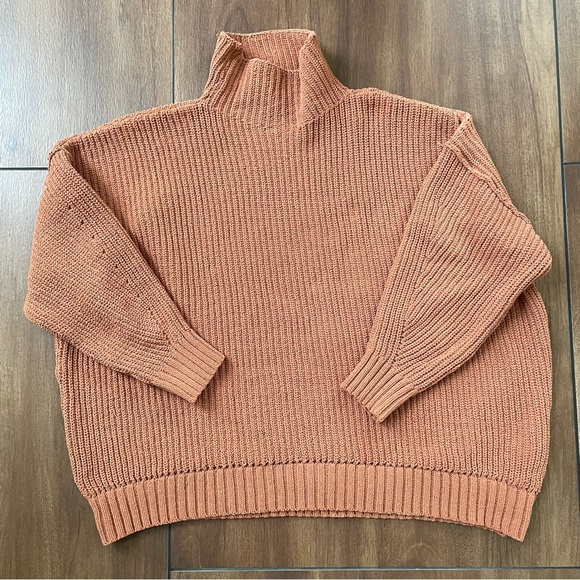Aerie oversized knit sweater, size M - Picture 2 of 11
